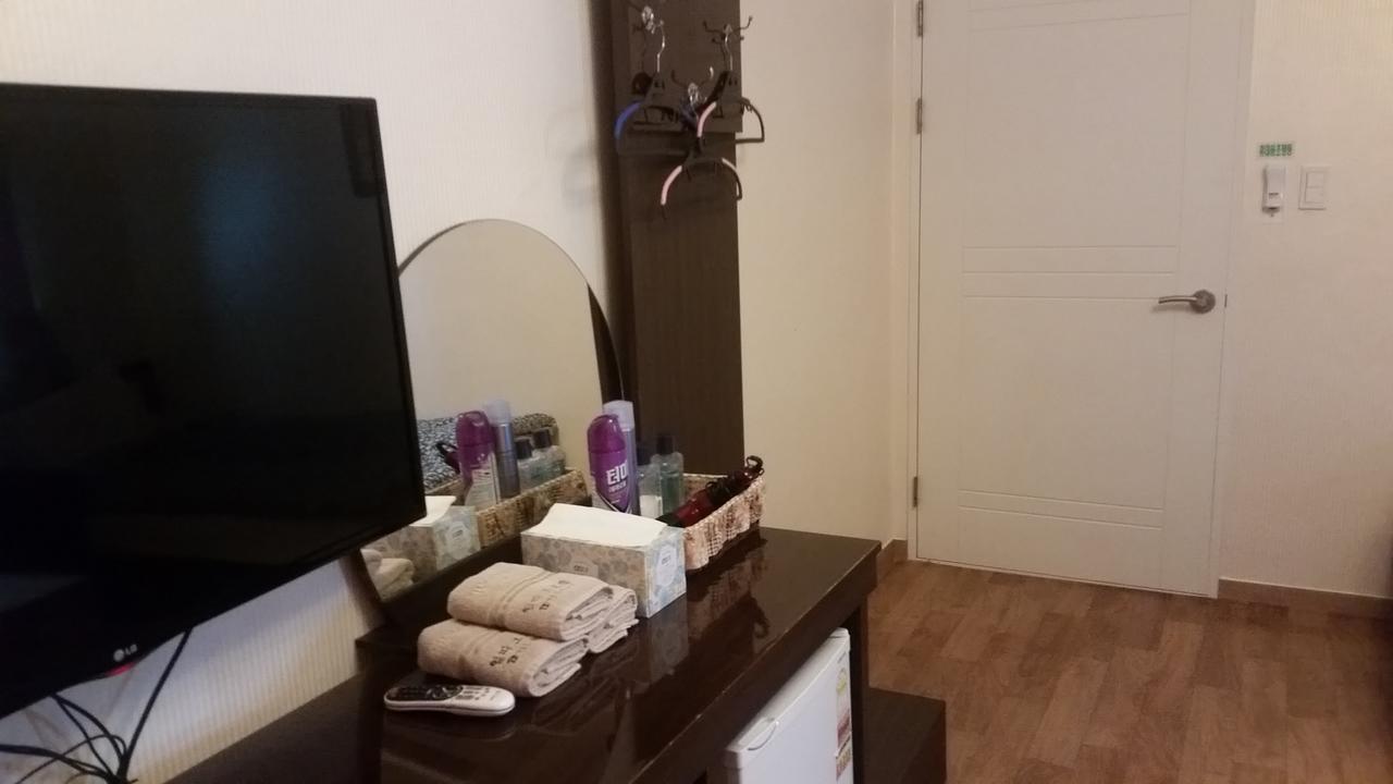 Hill Park Hotel Jeju Ngoại thất bức ảnh